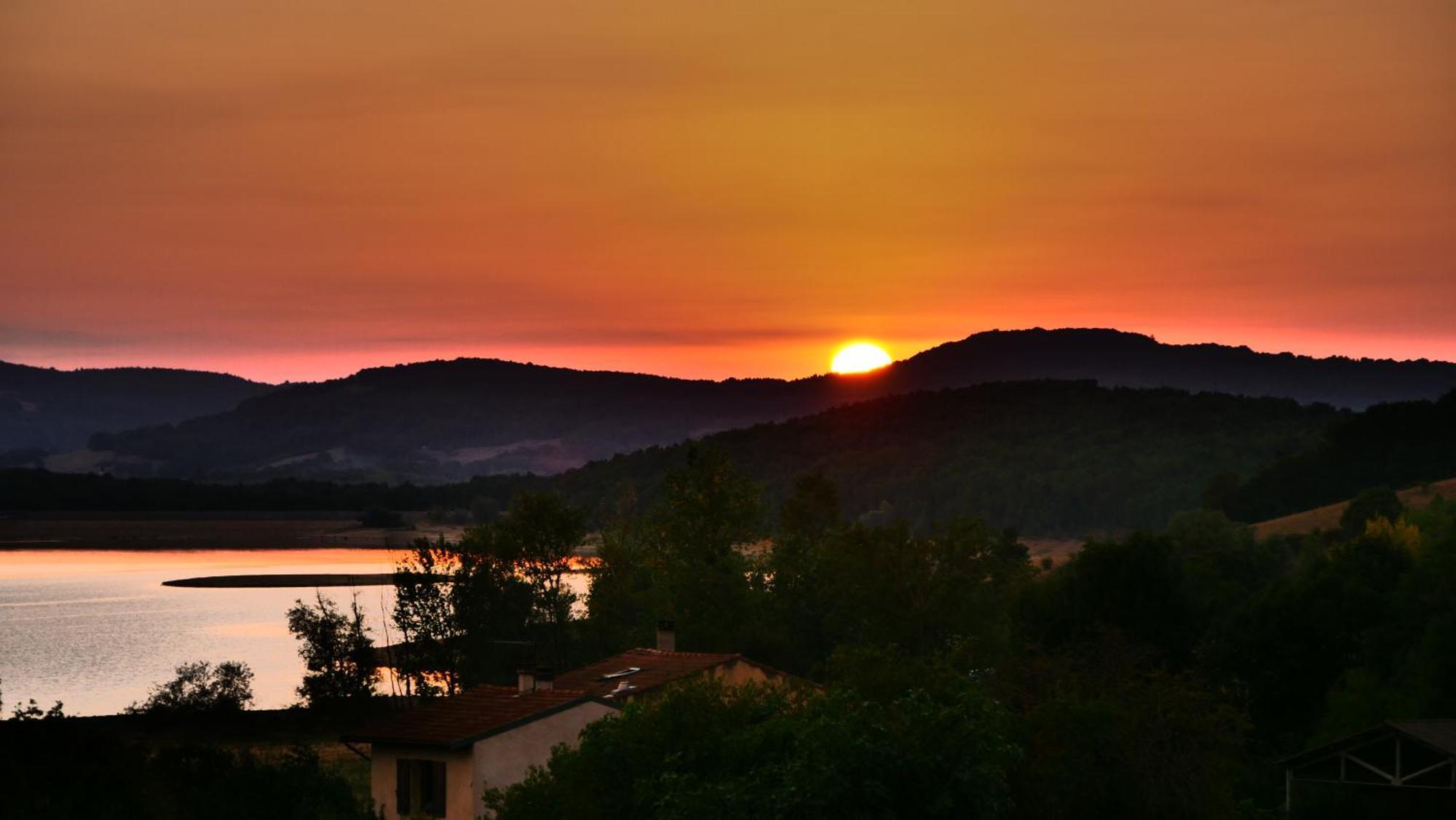 Maison Avec Vue Sur Le Lac De Montbel Экстерьер фото